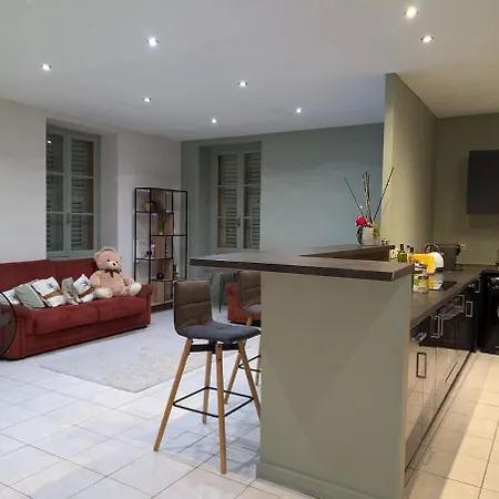 Privee Dans Familiale Apartment Nizza
